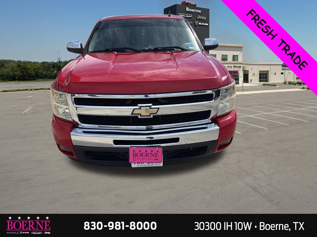 Used 2011 Chevrolet Silverado 1500 LT w/ Texas Edition RWD image 6