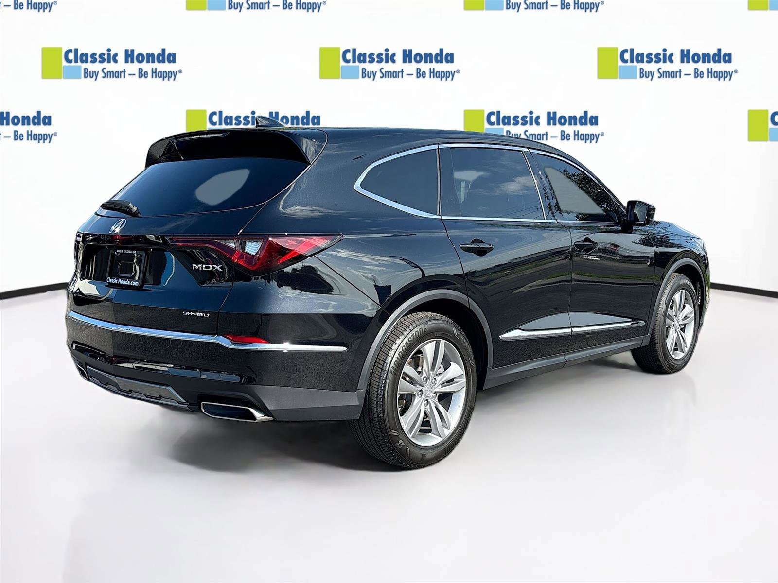 Used 2025 Acura MDX SH-AWD image 8