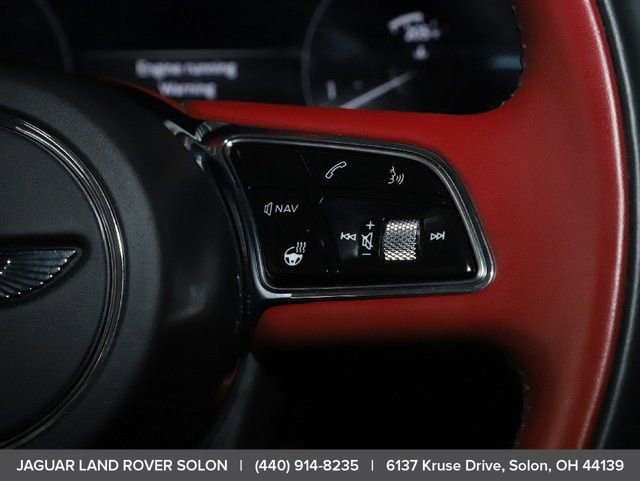 Used 2022 Bentley Bentayga image 22