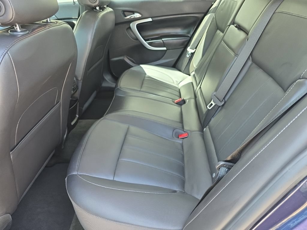 Used 2017 Buick Regal Sport Touring FWD image 20