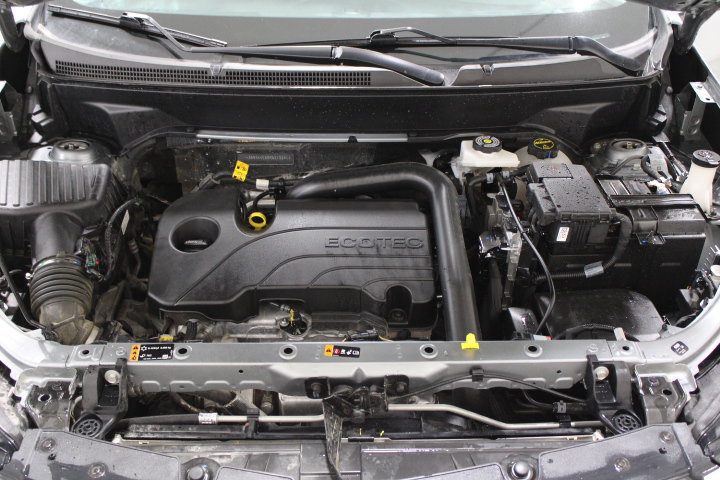 Used 2024 Chevrolet Equinox LT FWD image 48