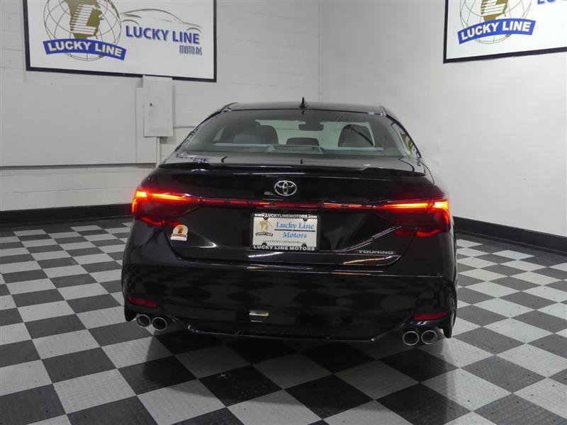 Used 2019 Toyota Avalon Touring w/ Advanced Safety Package image 8