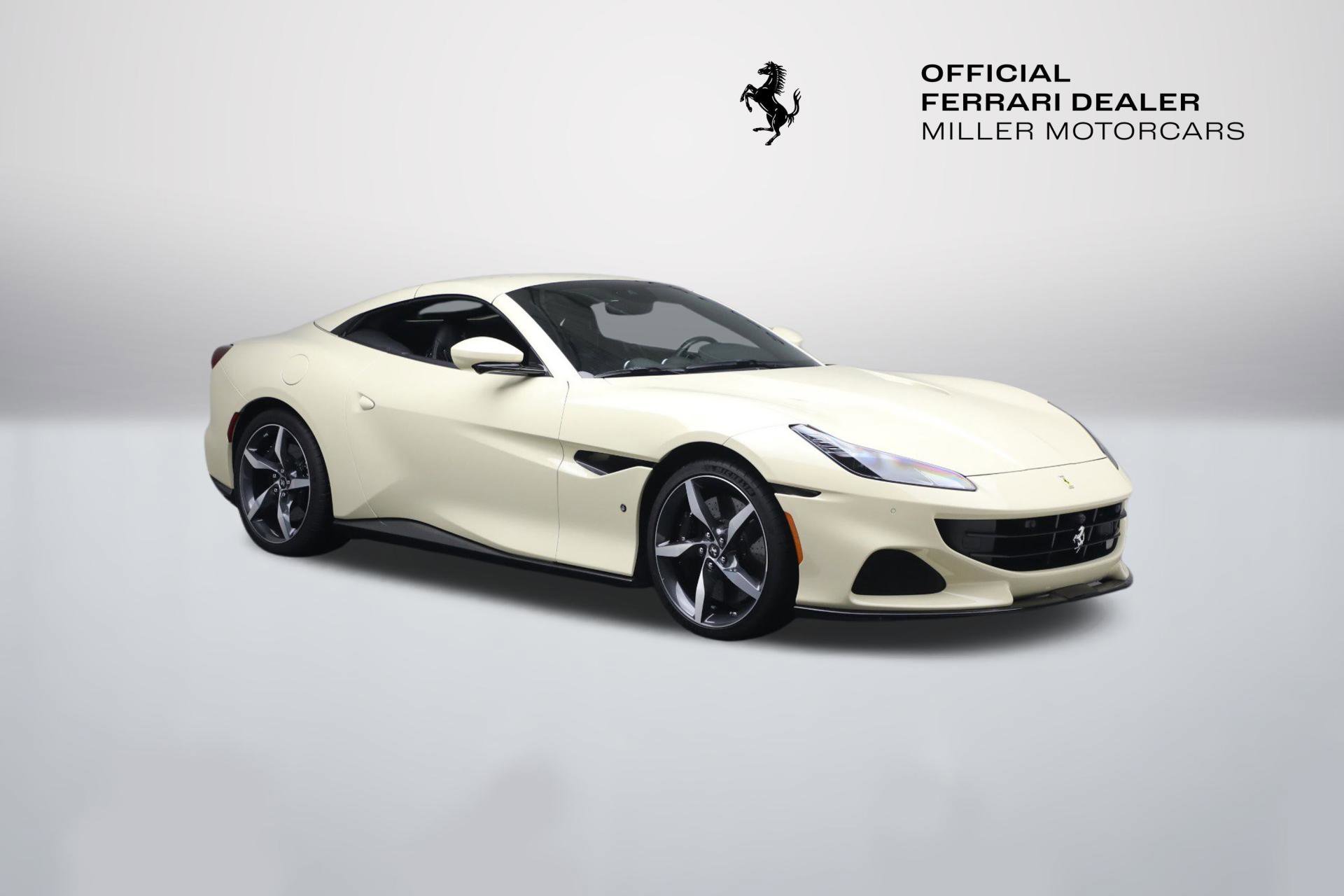 Certified 2023 Ferrari Portofino M image 15