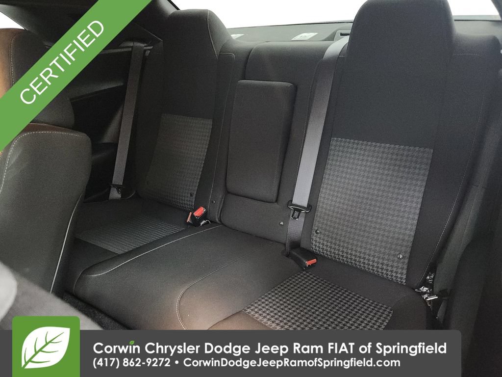 Used 2022 Dodge Challenger R/T w/ Shaker Package RWD image 30
