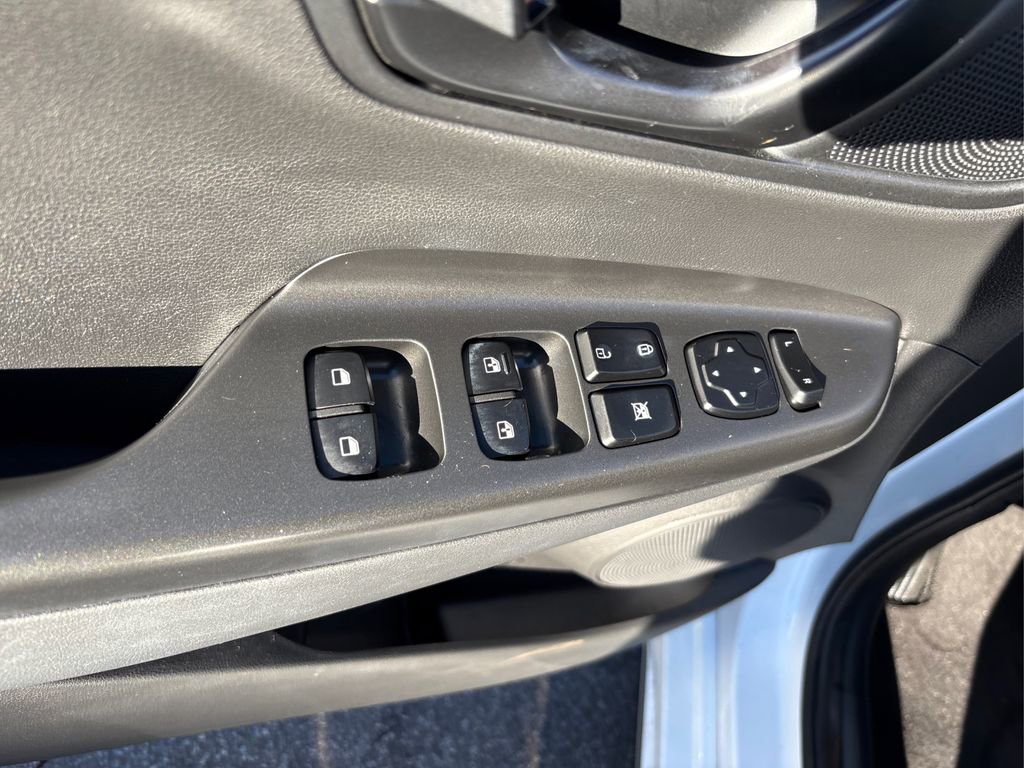 Used 2023 Hyundai Kona N Line image 32