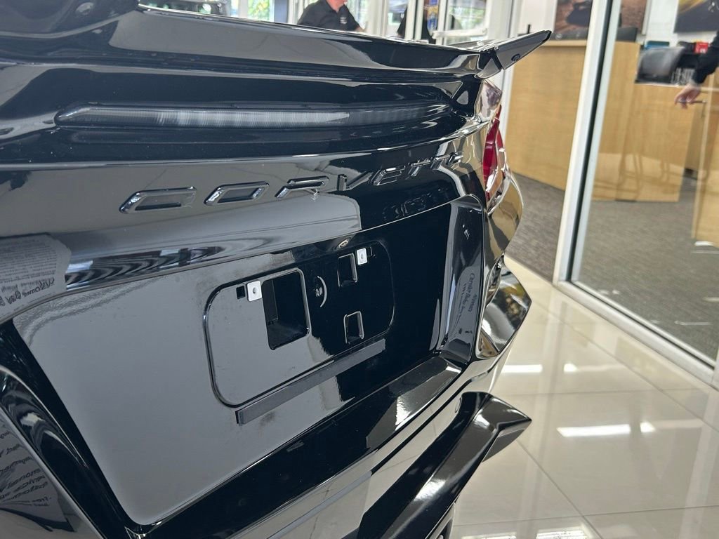 Used 2023 Chevrolet Corvette Z06 RWD image 36