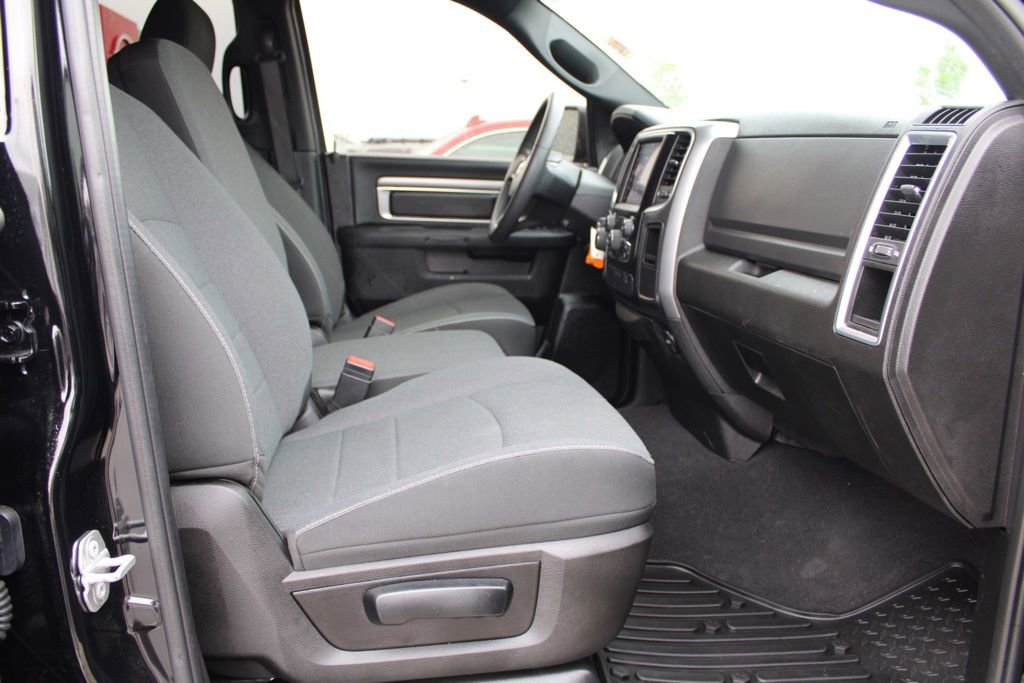 Used 2021 RAM 1500 Classic Warlock w/ Electronics Group AWD/4WD image 19
