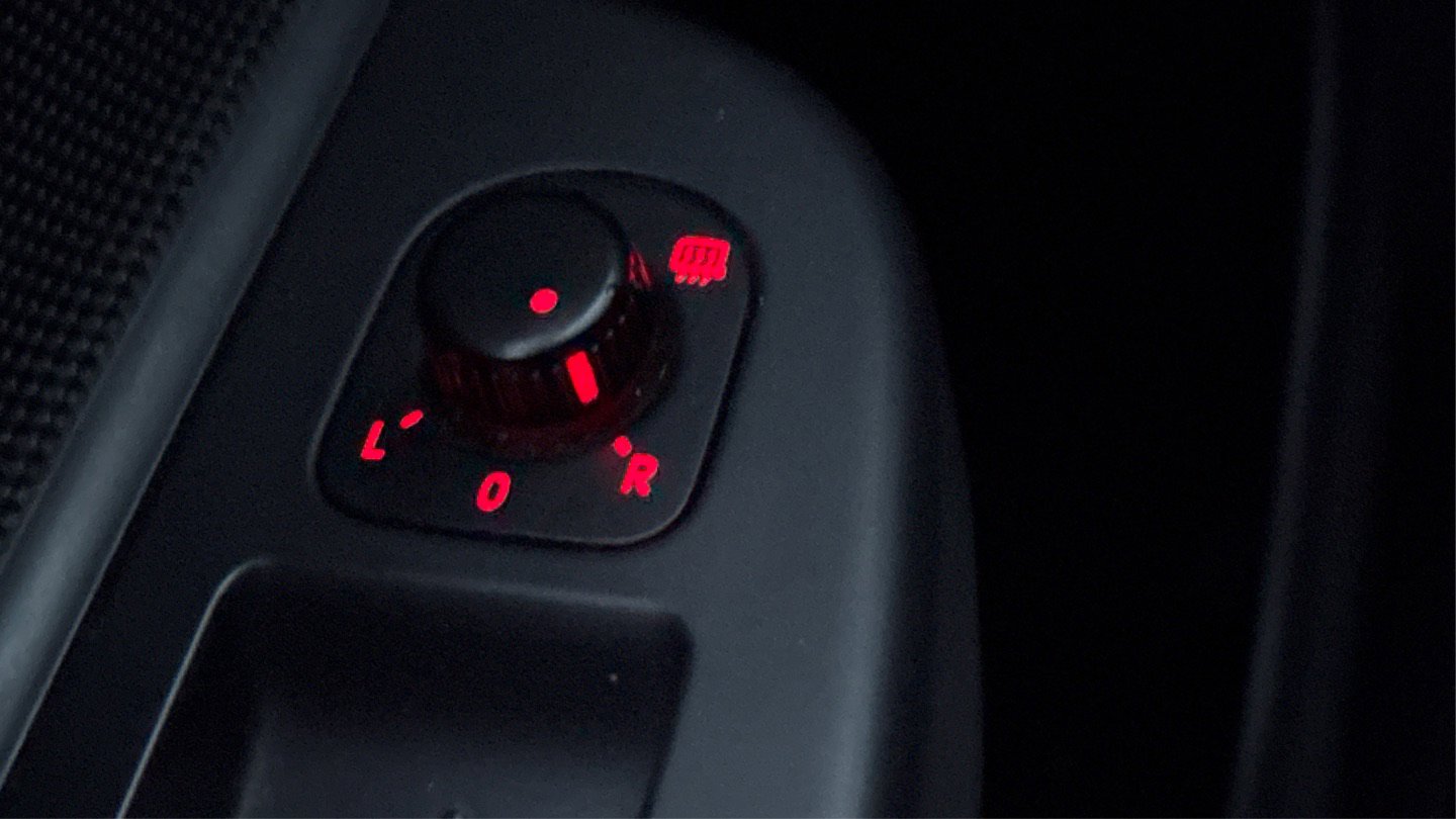 Used 2009 Volkswagen Rabbit S image 39