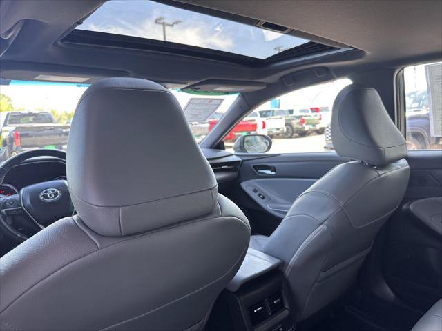 Certified 2019 Toyota Avalon XLE w/ Moonroof Package FWD image 9
