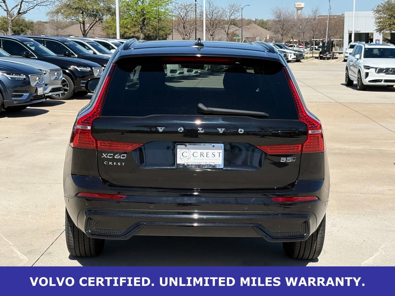Certified 2025 Volvo XC60 B5 Plus image 8