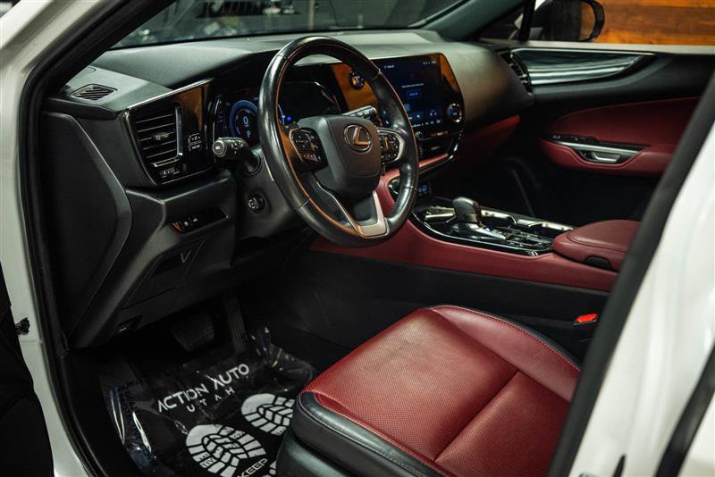 Used 2024 Lexus NX 350h AWD image 9