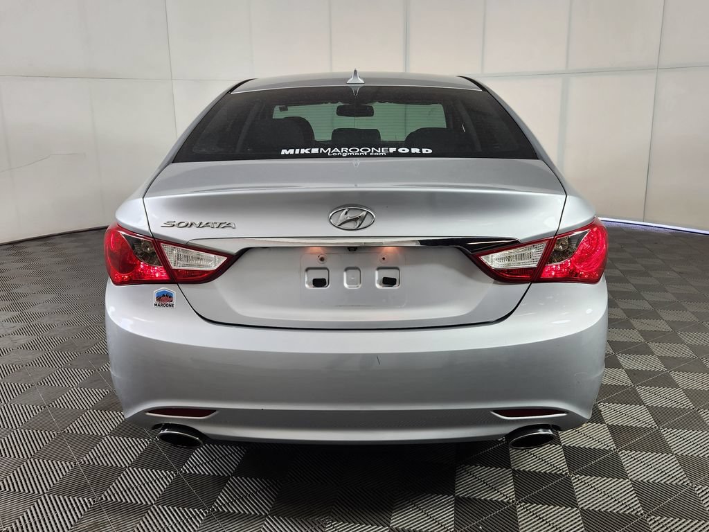 Used 2013 Hyundai Sonata SE w/ Navigation & Sunroof Pkg FWD image 6