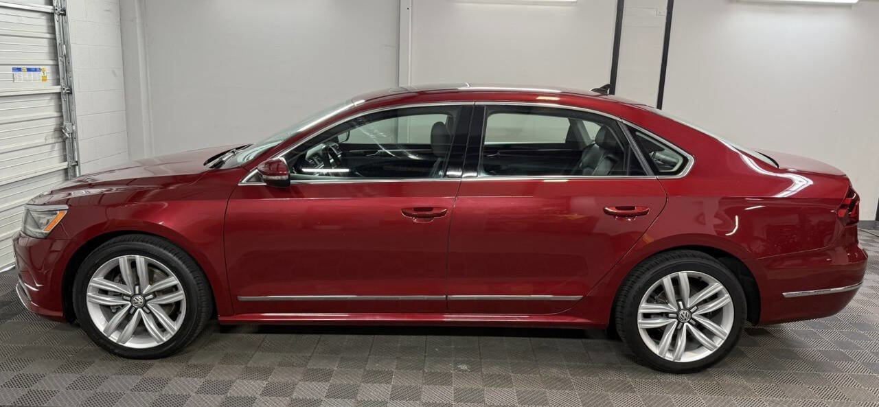 Used 2017 Volkswagen Passat 1.8T SE FWD image 4