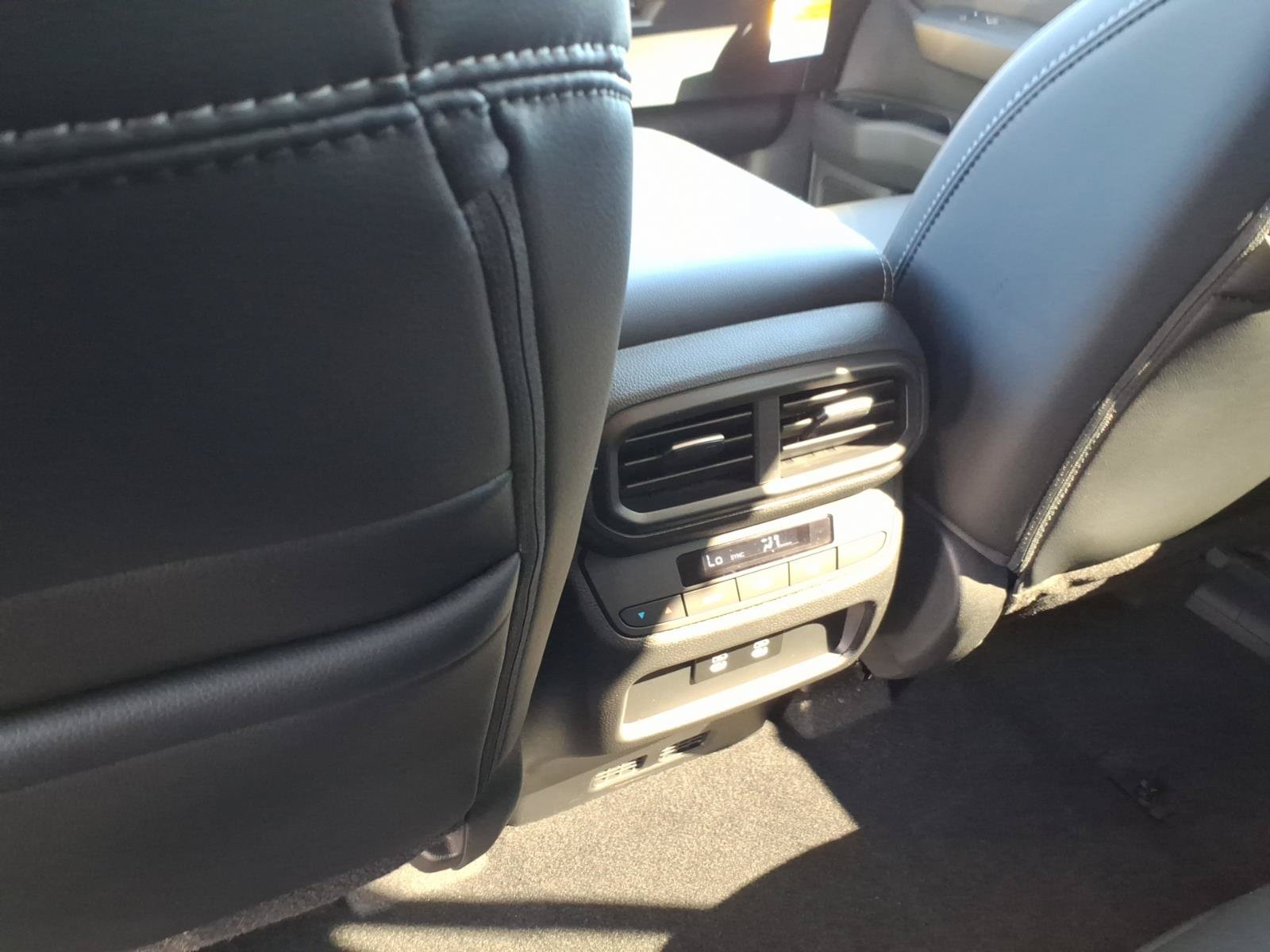 New 2026 Honda Pilot EX-L image 9