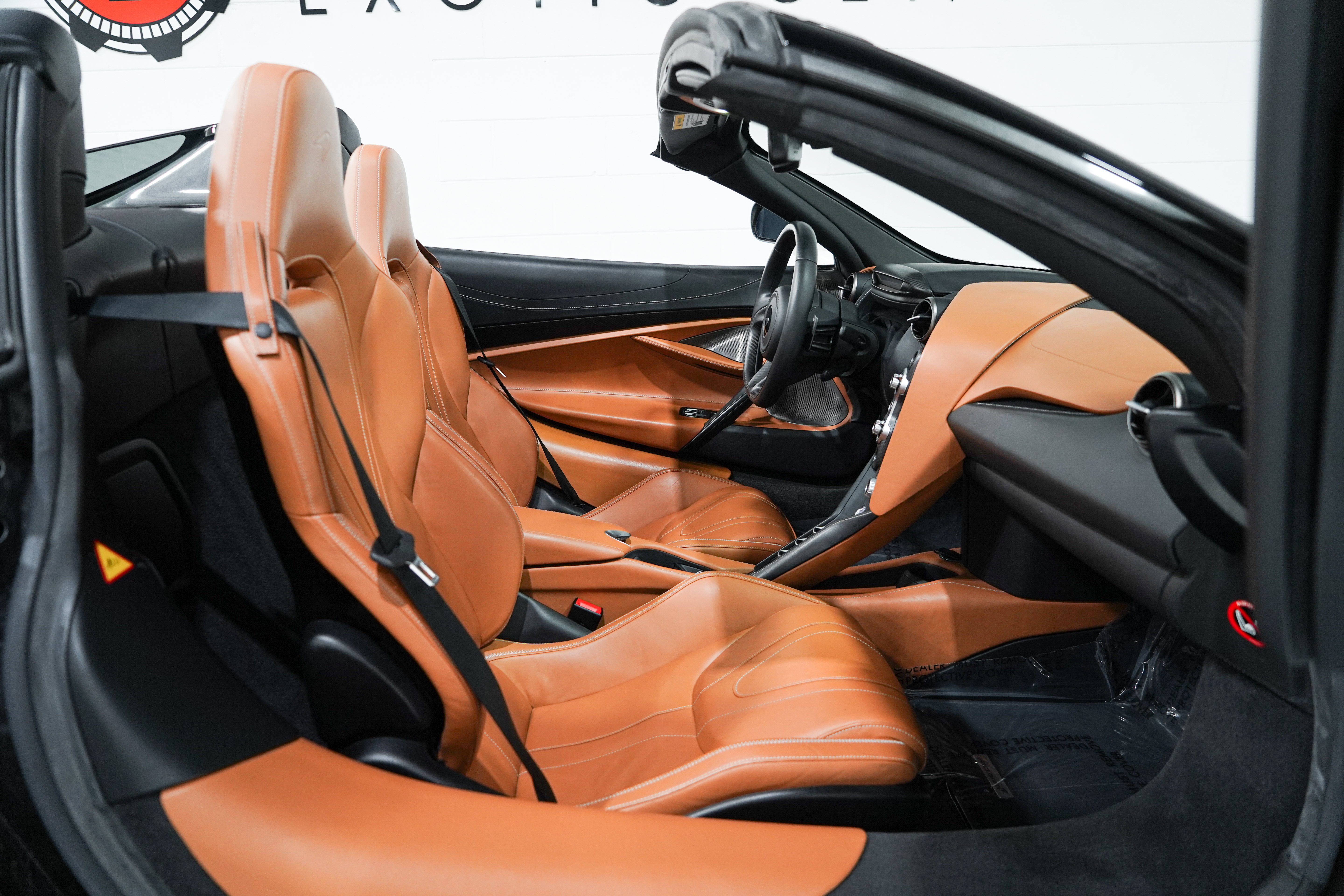 Used 2020 McLaren 720S Spider RWD image 7