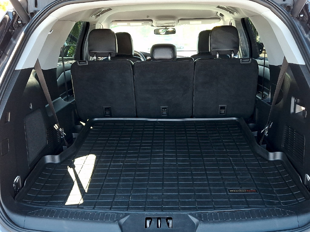 Used 2024 Ford Explorer Limited RWD image 29