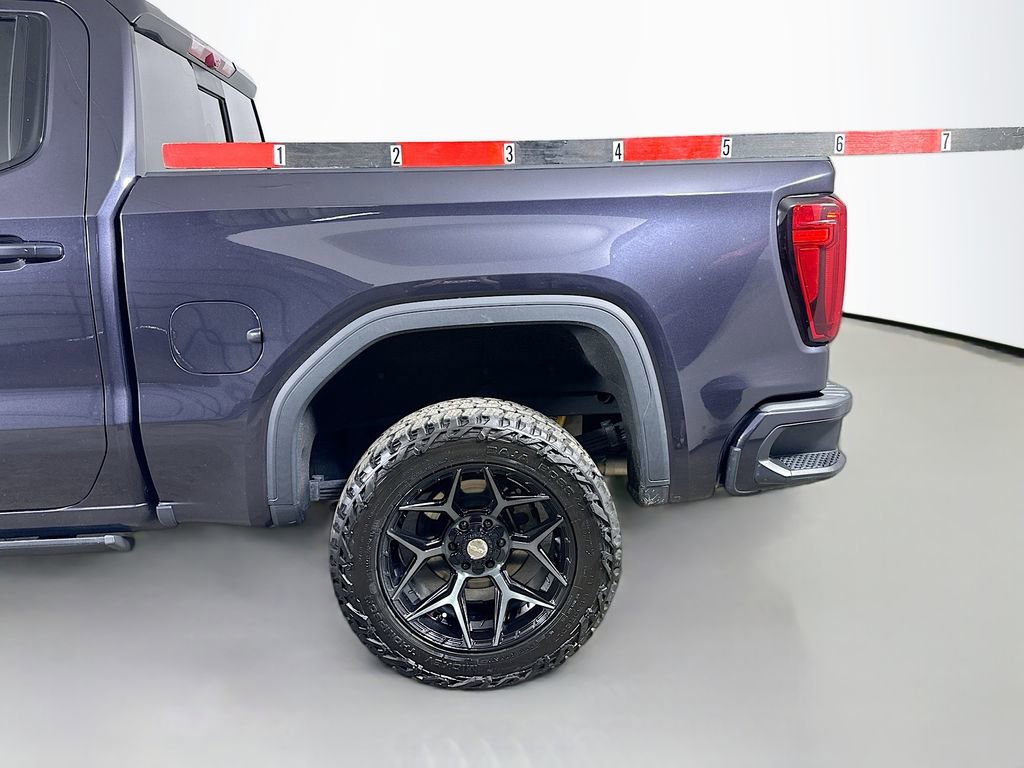 Used 2023 GMC Sierra 1500 AT4X AWD/4WD image 40