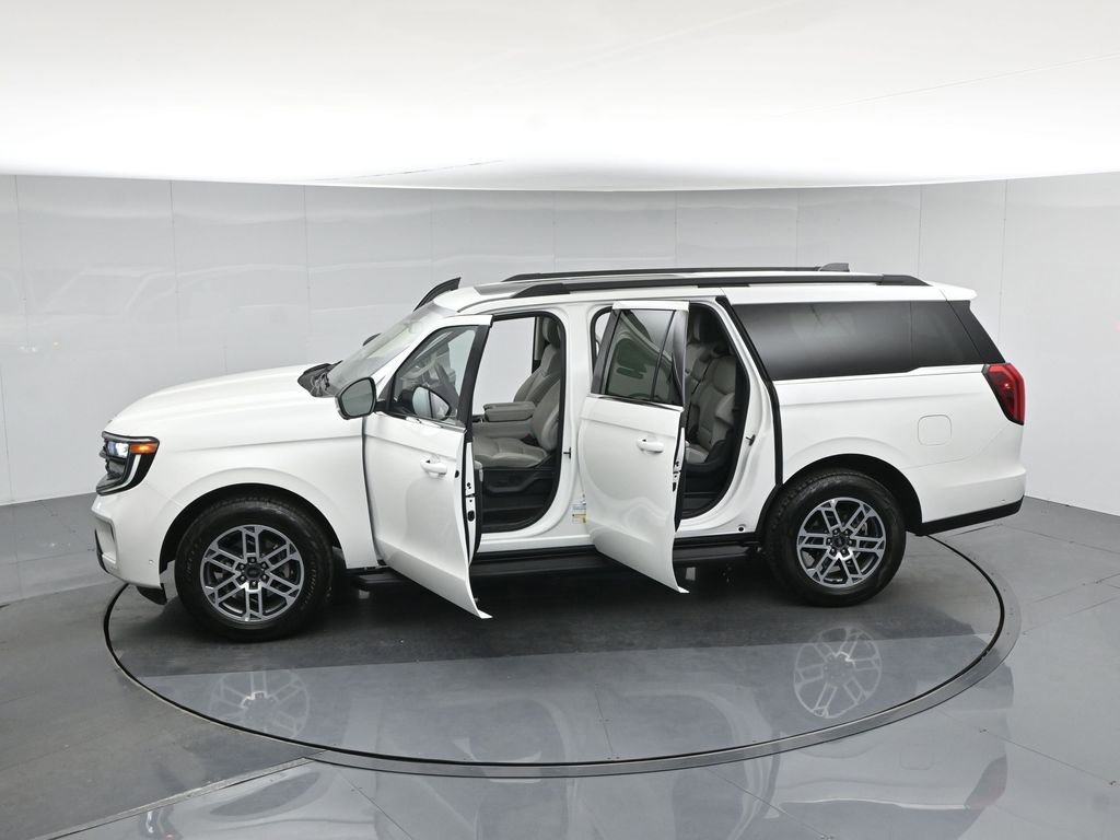 Used 2025 Ford Expedition Max Active image 49