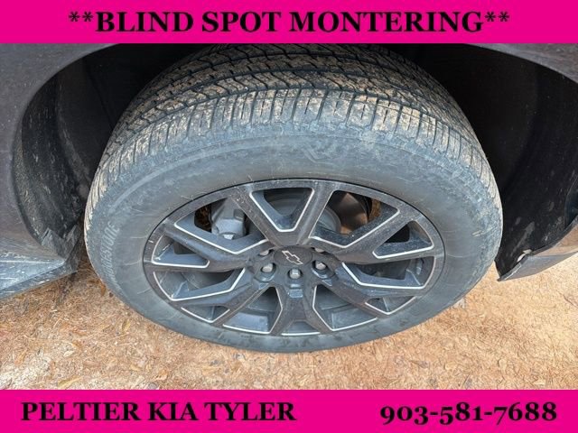 Used 2024 Chevrolet Tahoe RST w/ Luxury Package image 16