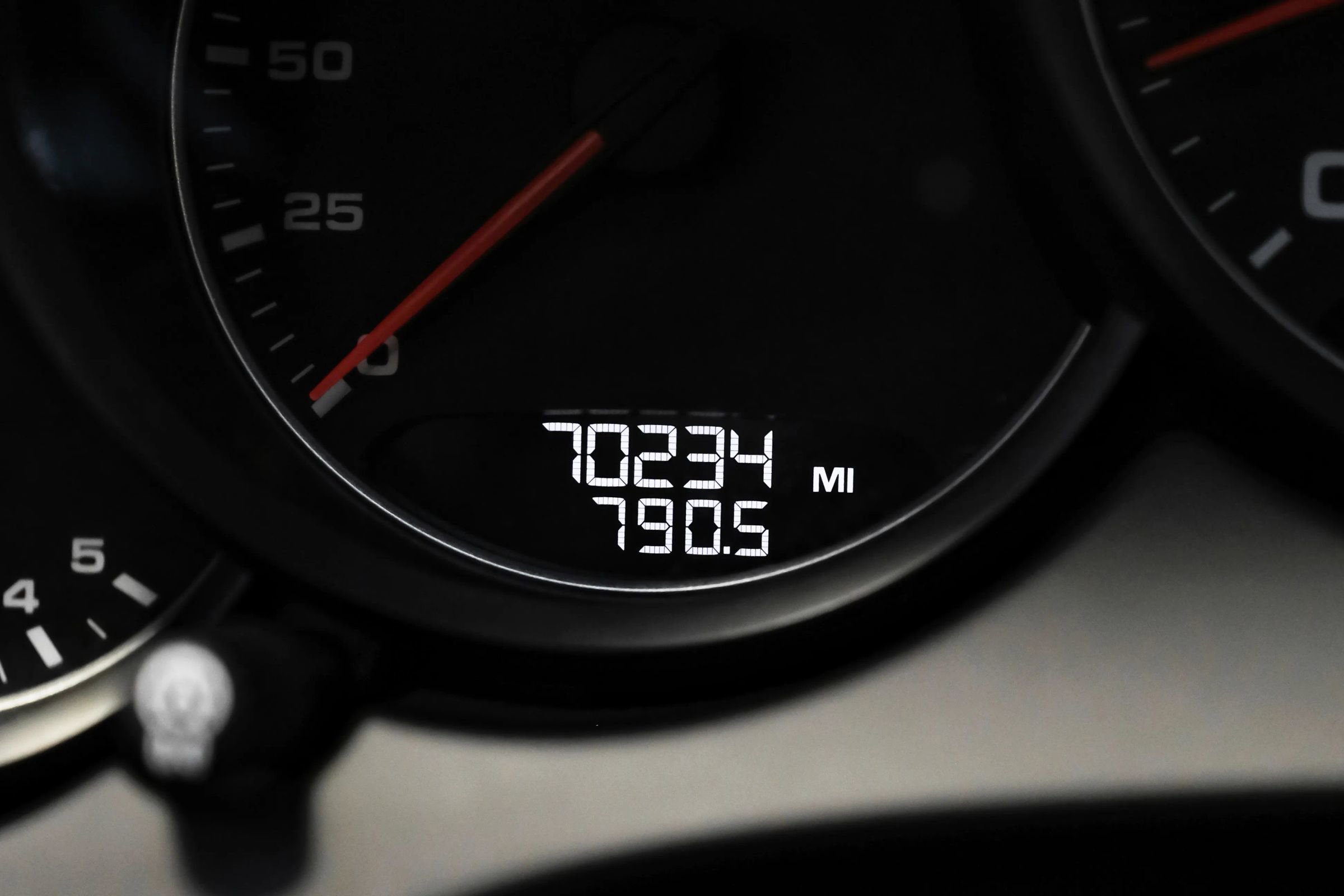 Used 2017 Porsche Cayenne GTS image 14