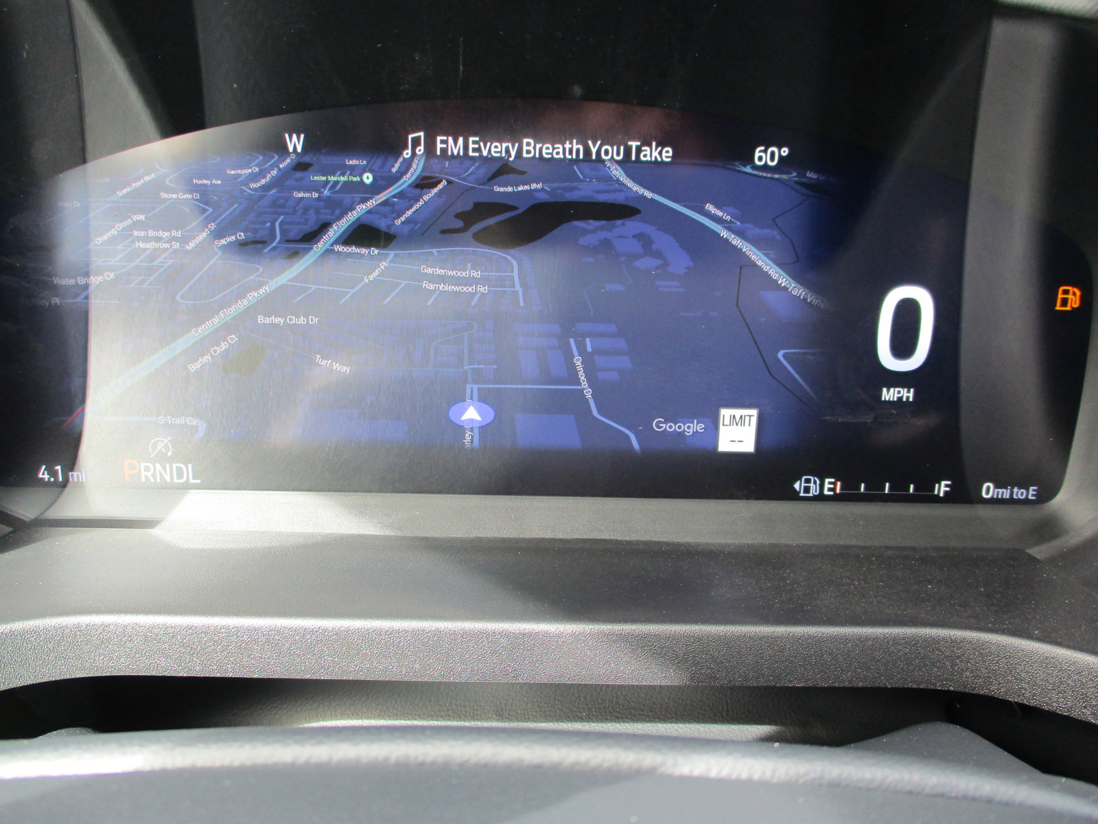 New 2025 Ford Explorer Active w/ Active Comfort Package image 12