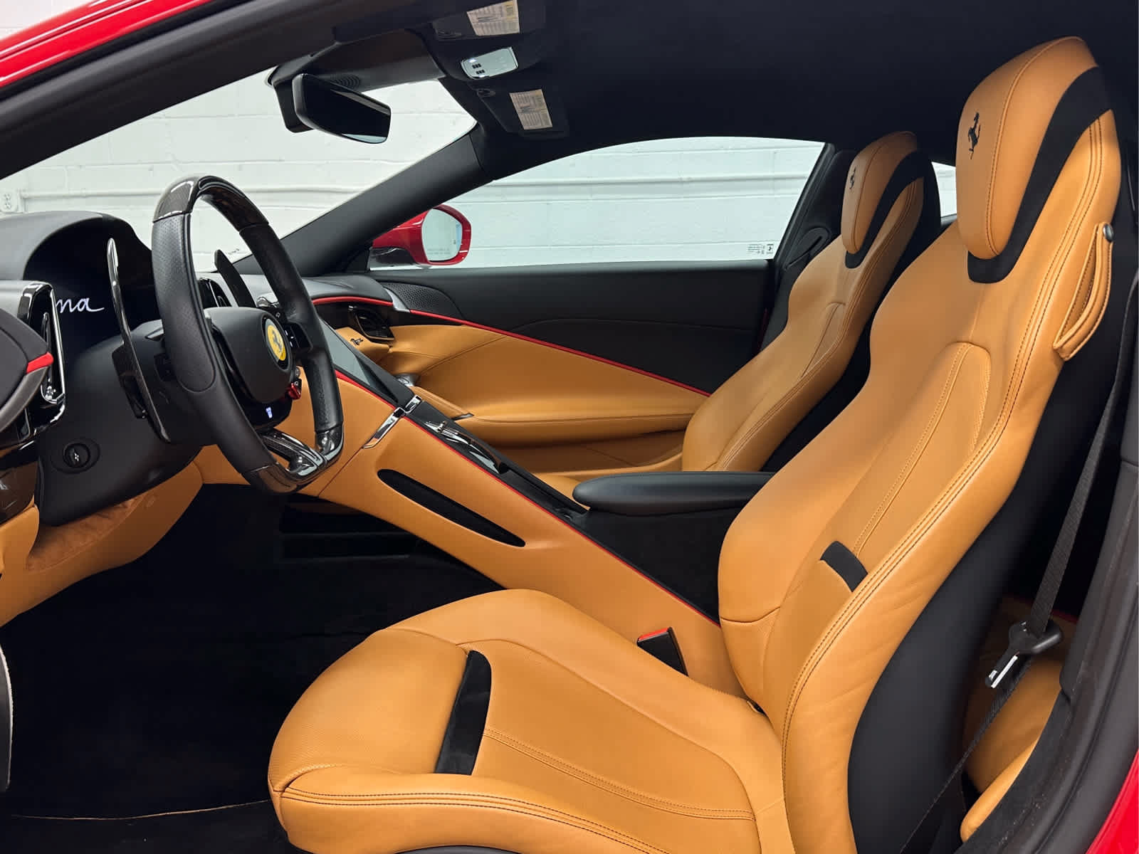 Used 2022 Ferrari Roma RWD image 11