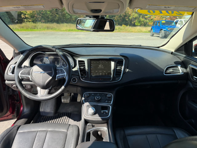 Used 2016 Chrysler 200 Limited Platinum FWD image 11