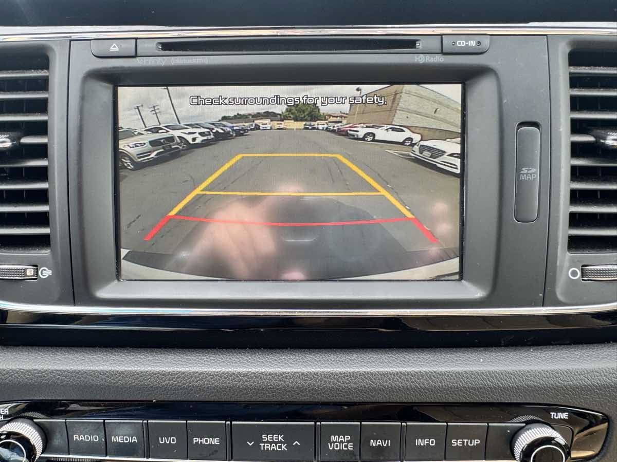 Used 2016 Kia Sedona SX FWD image 48