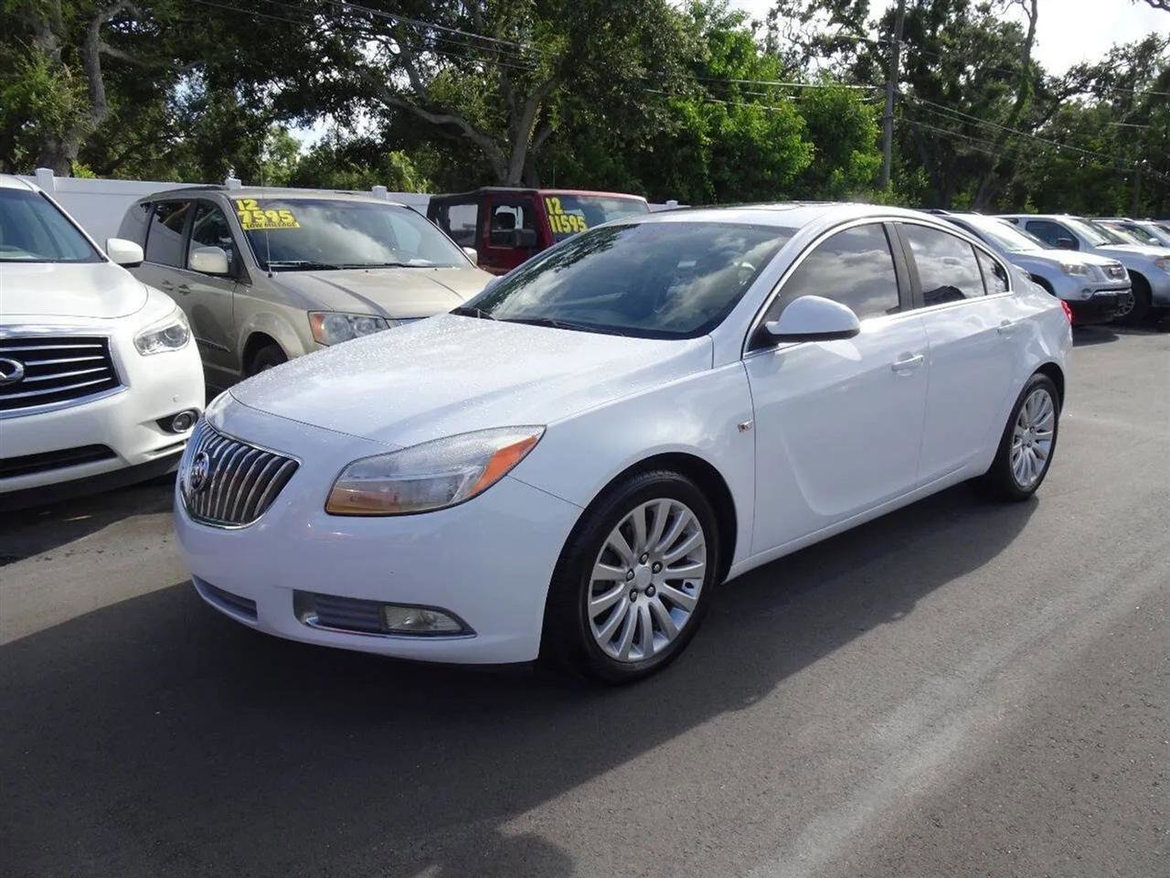 Used 2011 Buick Regal CXL w/ RL2 Preferred Equipment Group FWD image 11