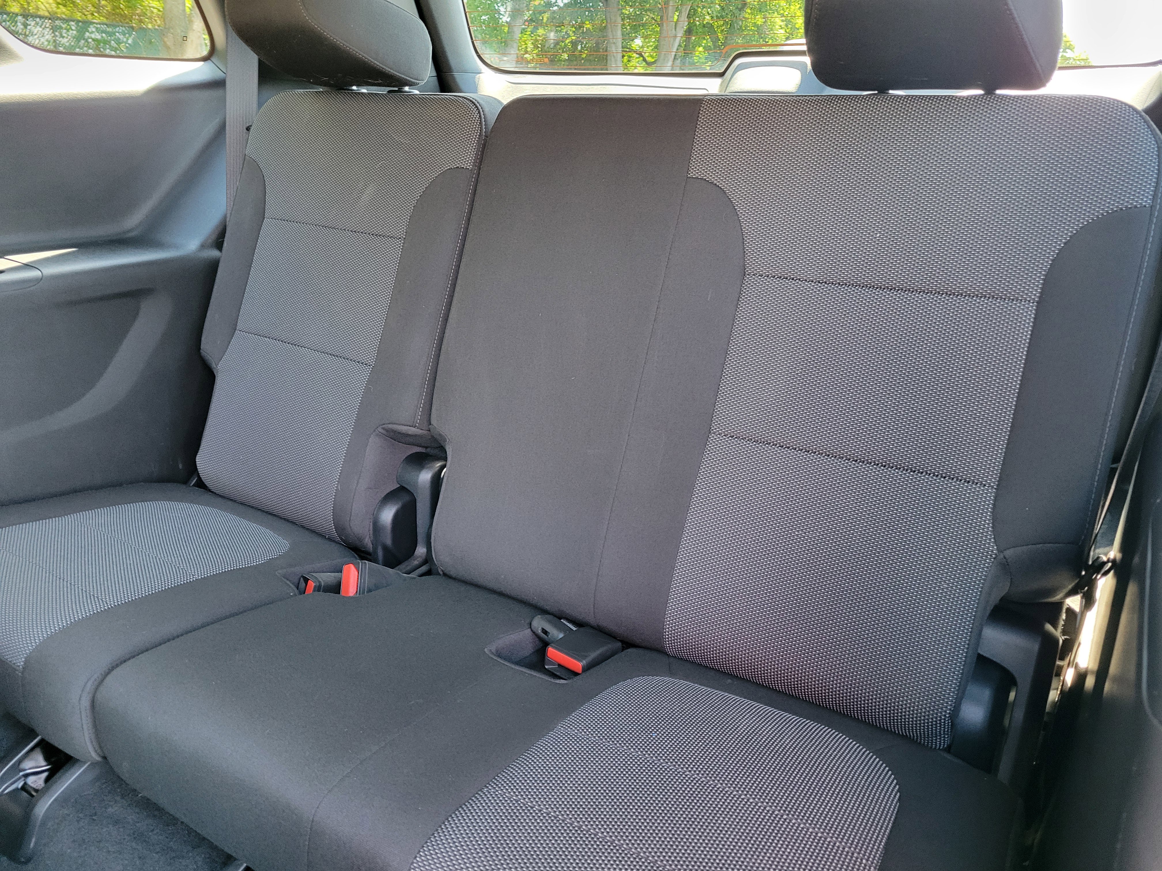Used 2023 Chevrolet Traverse LT FWD image 36