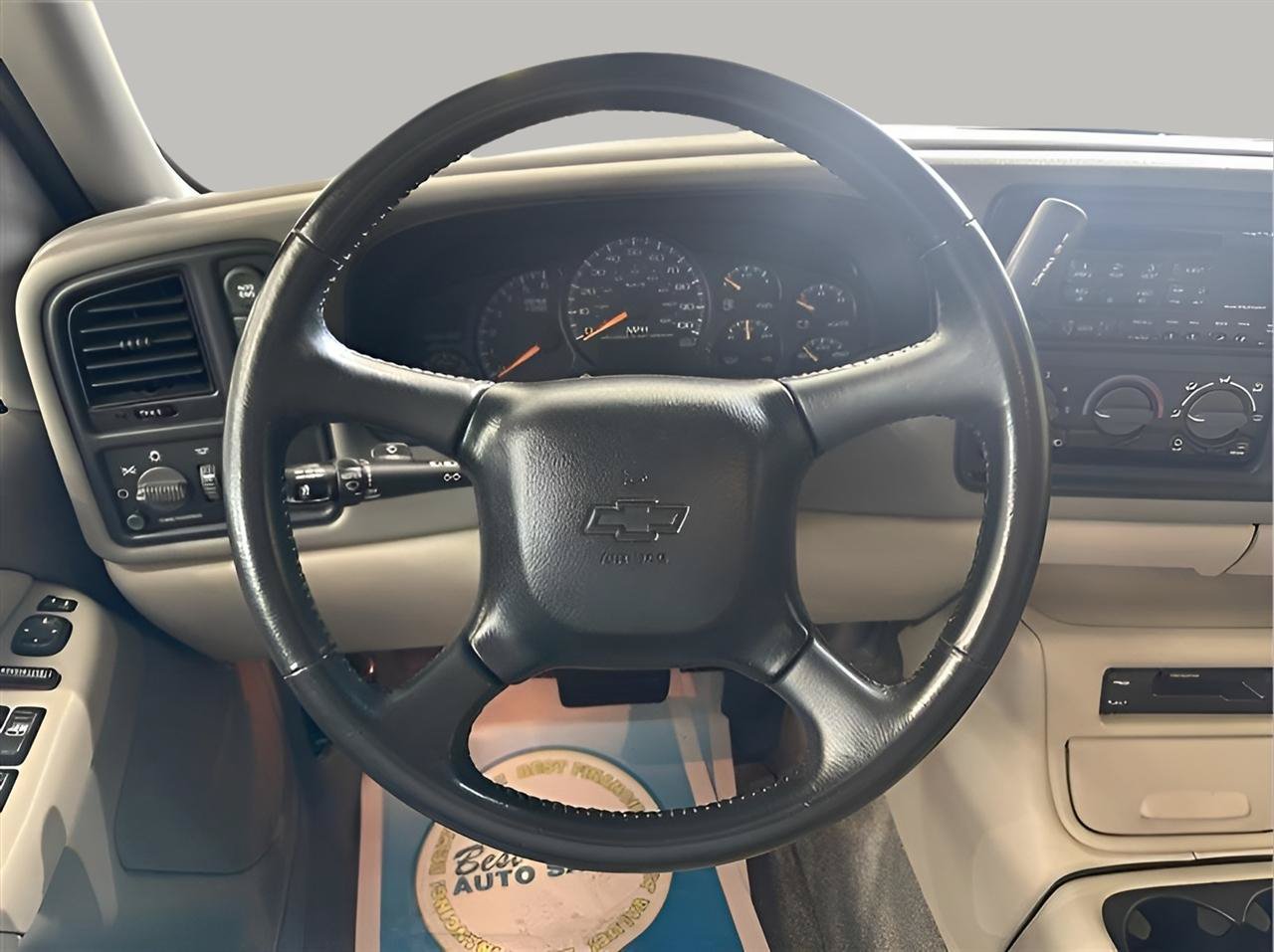 Used 2000 Chevrolet Suburban 2500 LS w/ LS Preferred Equipment Group AWD/4WD image 19