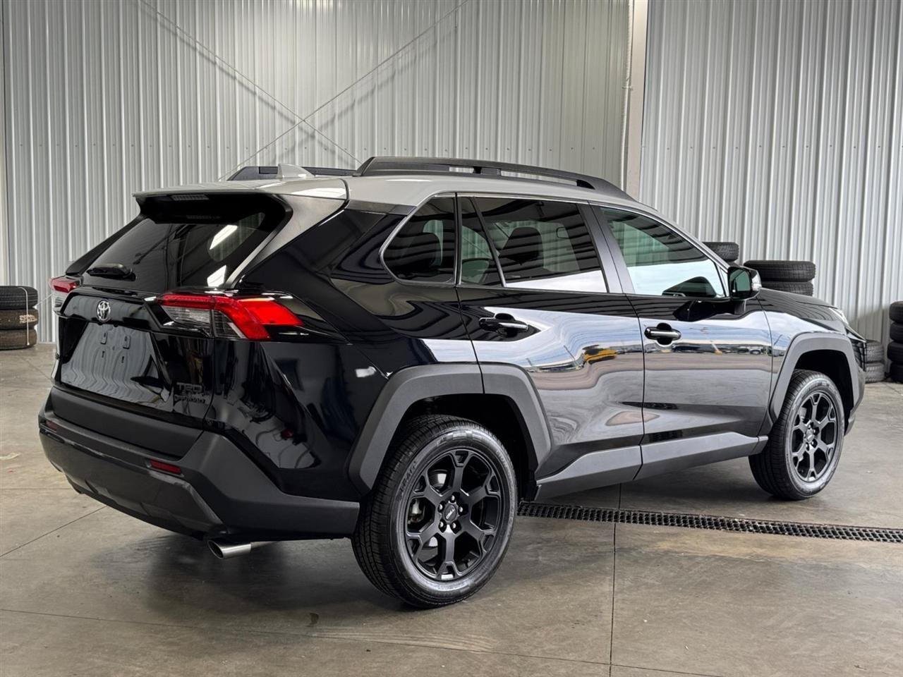Used 2021 Toyota RAV4 TRD Off-Road w/ TRD Off-Road Weather Package AWD/4WD image 3