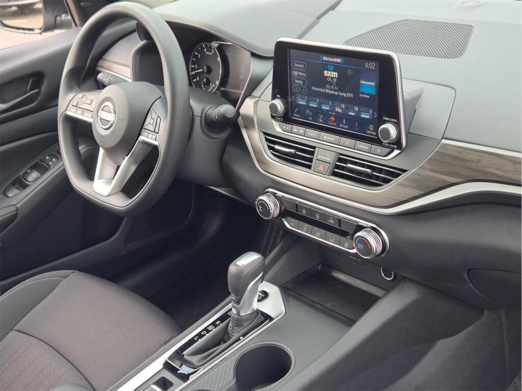 New 2026 Nissan Altima 2.5 SV AWD/4WD image 6