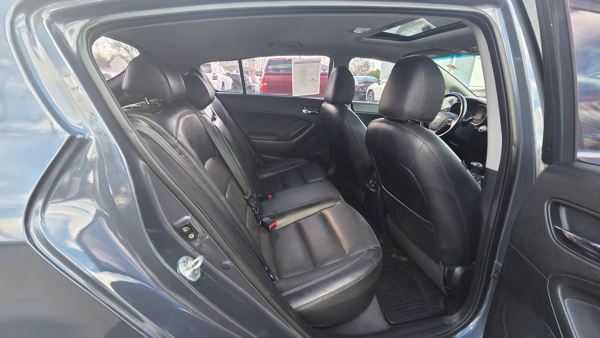 Used 2016 Kia Forte EX w/ EX Premium Technology Package image 17