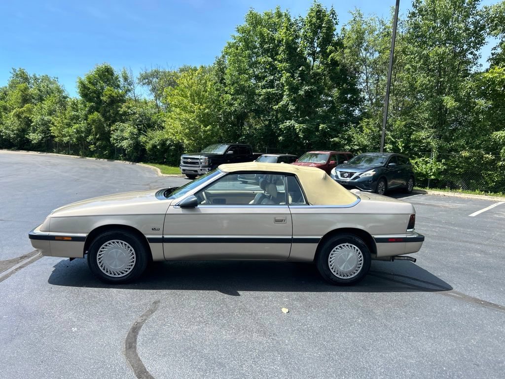 Used 1992 Chrysler LeBaron LX FWD image 5