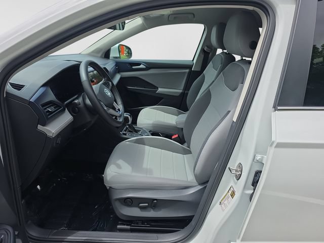 Certified 2024 Volkswagen Taos SE AWD/4WD image 11