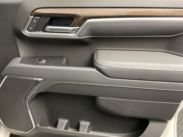 New 2026 Chevrolet Silverado 1500 RST w/ LPO, Dark Essentials Package image 22