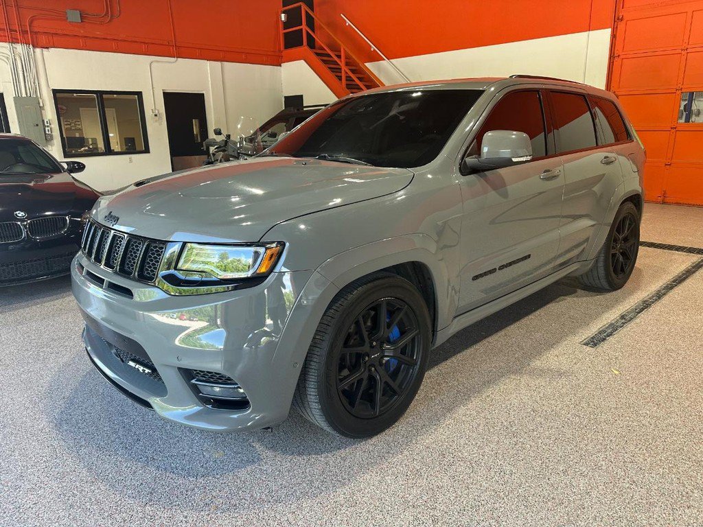 Used 2020 Jeep Grand Cherokee SRT AWD/4WD image 6