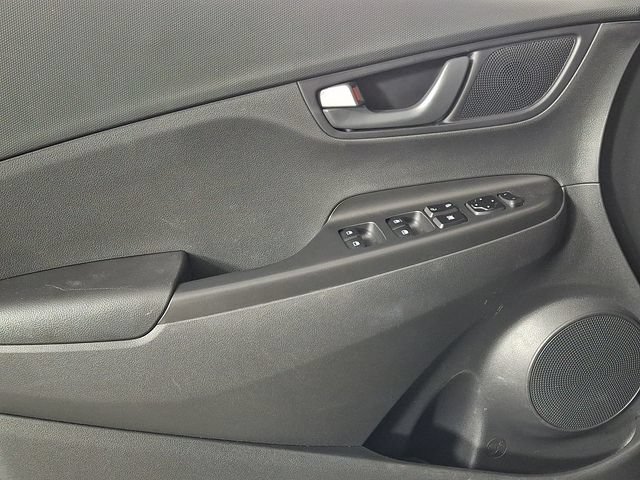 Used 2023 Hyundai Kona SEL AWD/4WD image 14