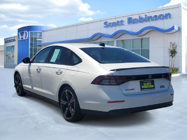 Used 2026 Honda Accord Sport image 3