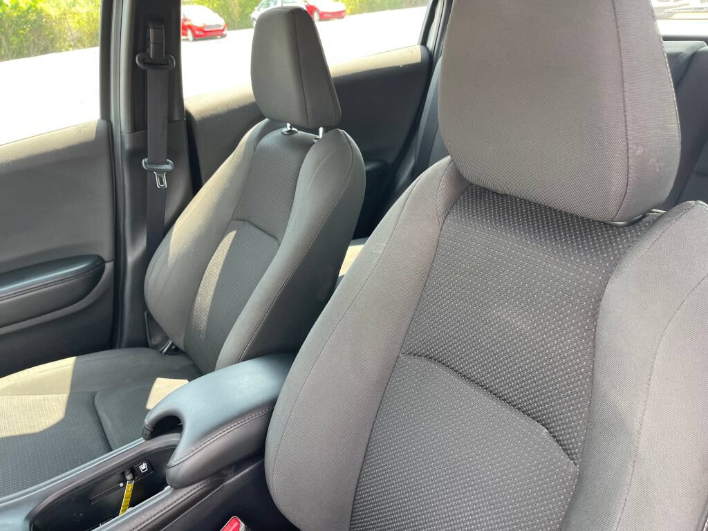 Used 2019 Honda HR-V Sport image 6