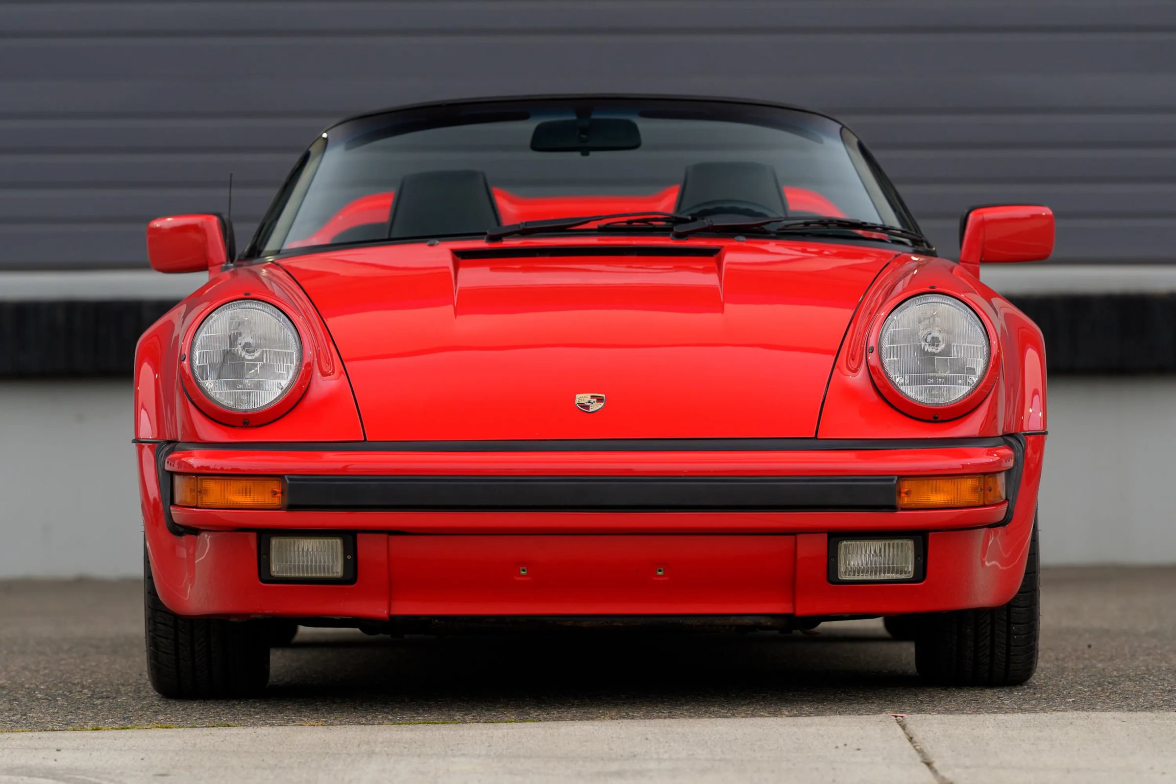 Used 1989 Porsche 911 Carrera RWD image 36