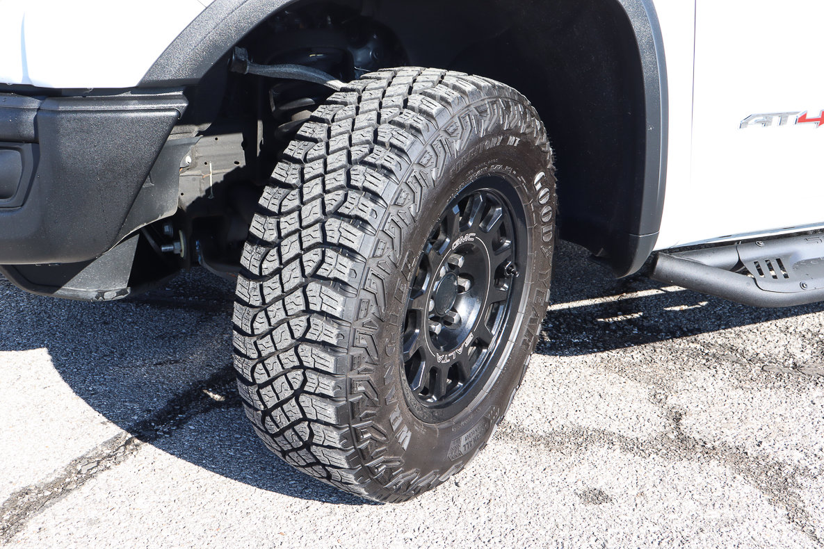 Used 2023 GMC Sierra 1500 AT4X w/ AT4X AEV Edition AWD/4WD image 23