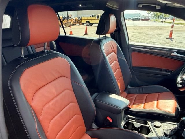 Used 2021 Volkswagen Tiguan SEL Premium R-Line AWD/4WD image 18