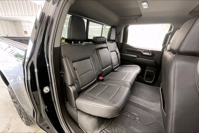 Certified 2024 Chevrolet Silverado 1500 LT Trail Boss w/ LT Trail Boss Premium Package AWD/4WD image 18