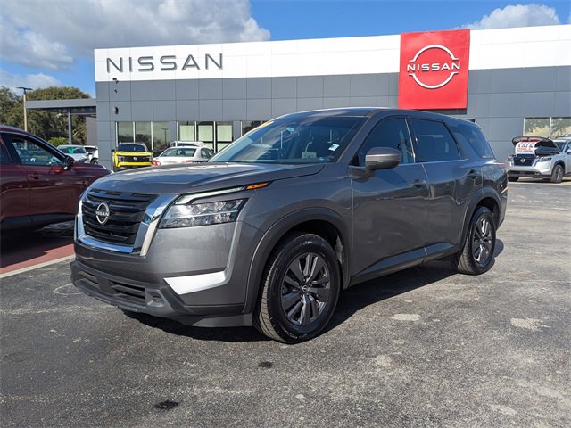Certified 2022 Nissan Pathfinder S image 14