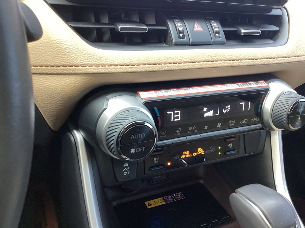 Used 2025 Toyota RAV4 Limited w/ Advanced Technology Package image 14