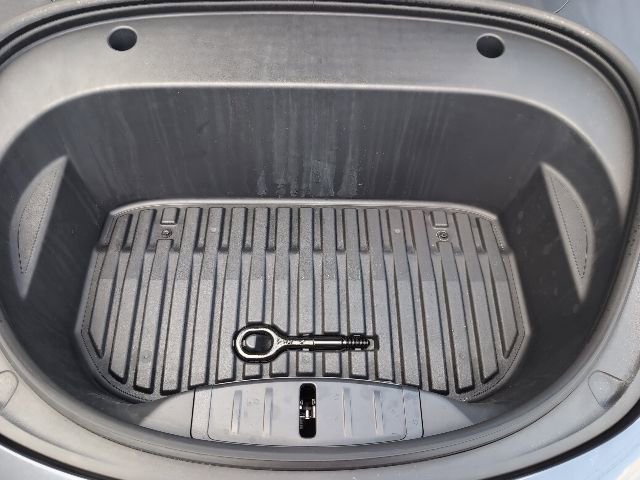 Used 2023 Tesla Model 3 Standard Range RWD image 21