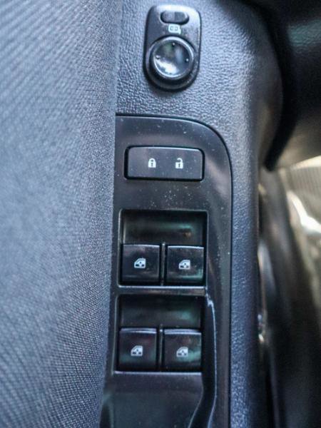 Used 2015 Chevrolet Camaro LT image 17