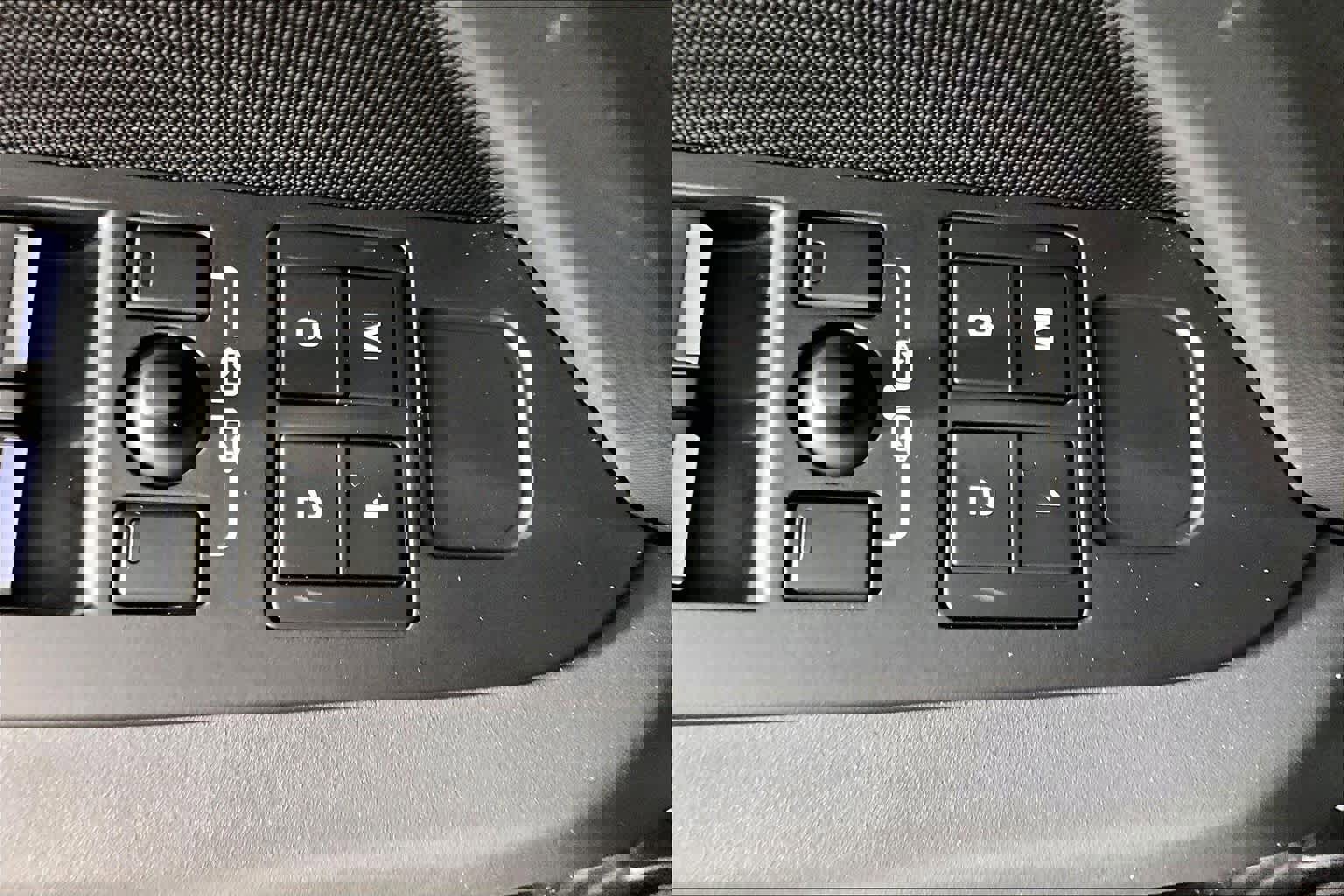 Used 2024 Land Rover Defender 130 X-Dynamic SE image 34